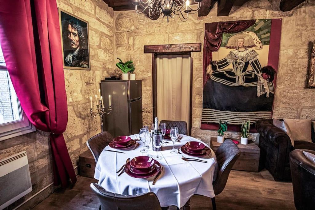 Le Moliere - Enigme Et Sauna Apartment Pezenas Luaran gambar